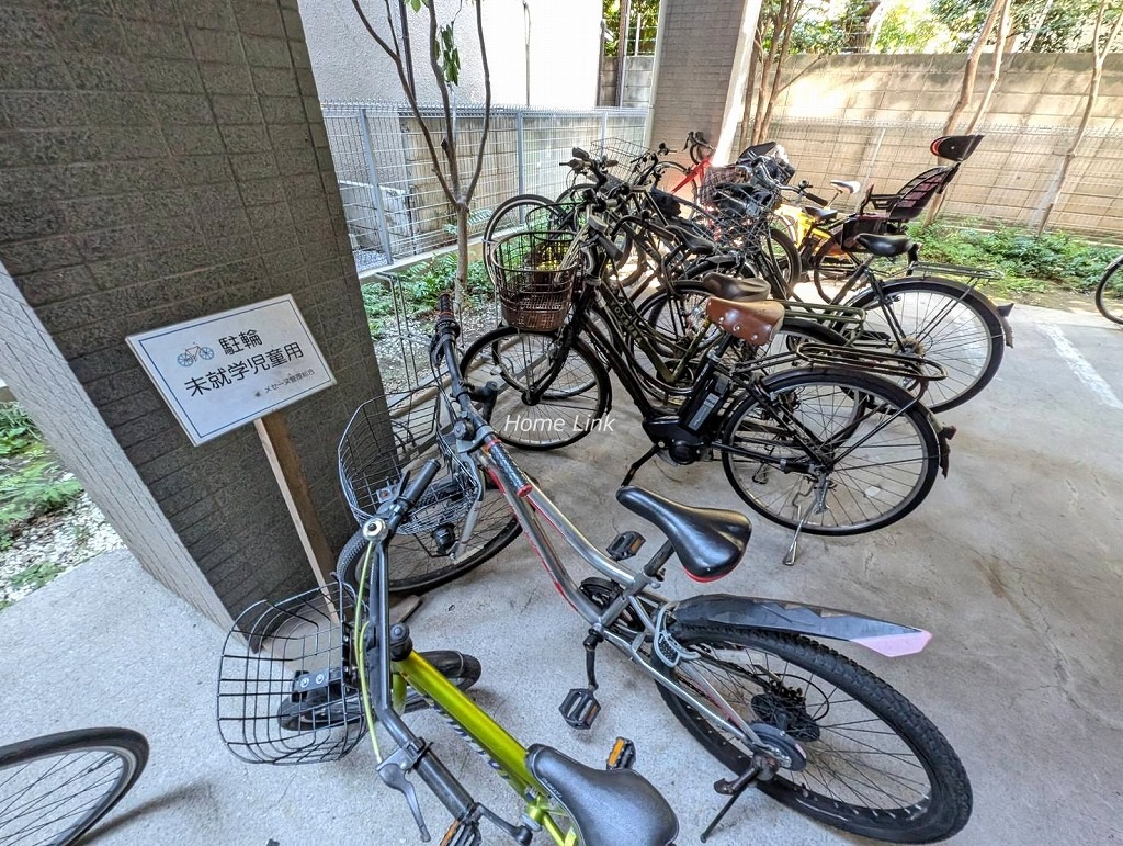 メセーヌ　駐輪場